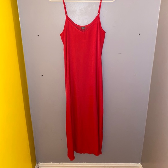 A long pink dress cut on the side - Picture 1 of 5